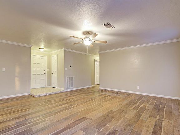 5th image of 7108 Avenue O