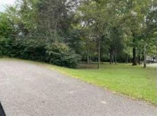 1060 Lake Ct, Gallatin, TN 37066