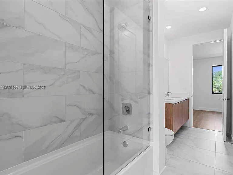 19602 NE 14th Ct — Photo 65