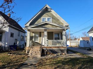 615 16th St SE, Cedar Rapids, IA 52403