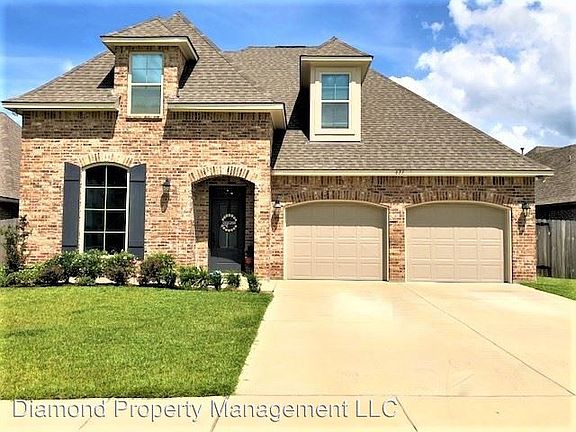 2nd image of 633 Alder Ln