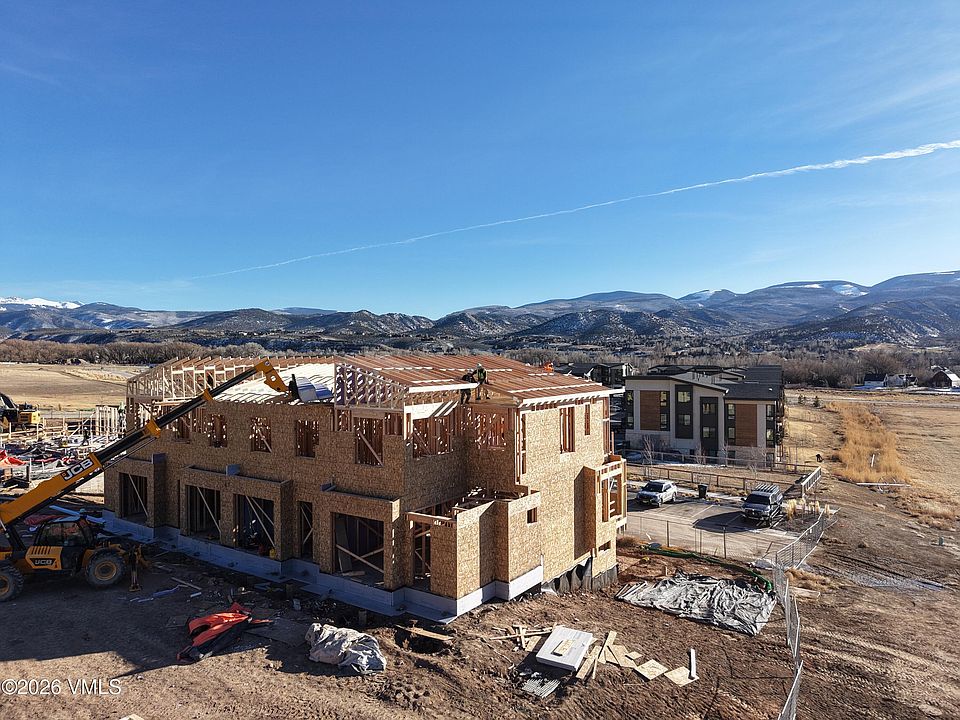 1st image of 13 Snowy Peak Rd