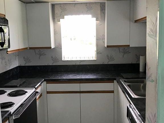 2nd image of 14410 Solitaire Dr