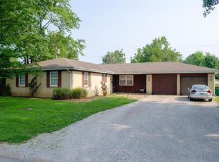 17 Blackburn Mnr, Millstadt, IL 62260