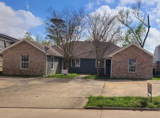 1037 Deesport St, Lake Charles, LA 70601