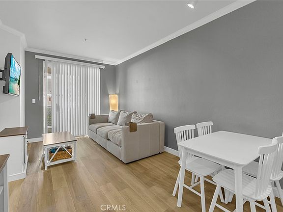 2nd image of 2120 Watermarke Pl
