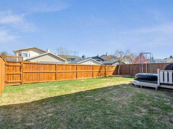 772 Riverbend Dr SE, Calgary, AB T2C 3T6