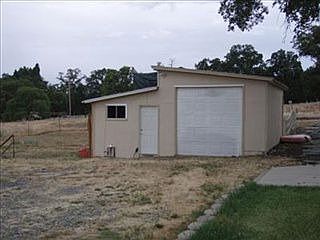 2nd image of 4985 Bell Rd