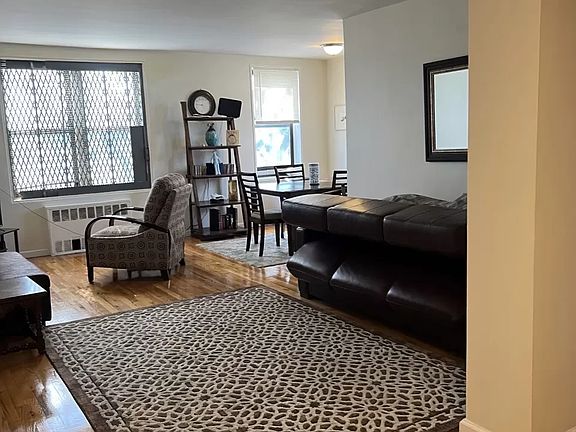 4th image of 88-30 180th St #4G