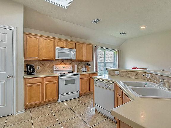 5th image of 12282 Noco Dr