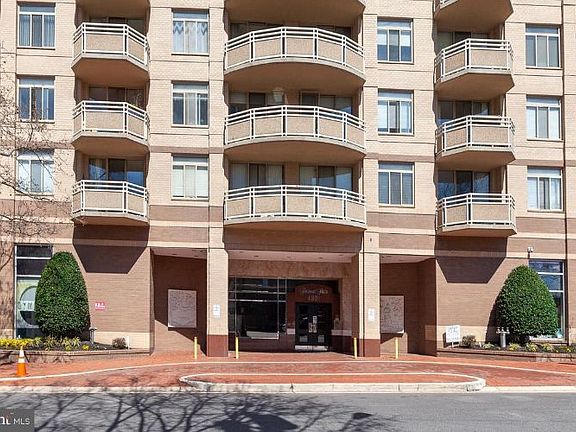 2nd image of 4801 Fairmont Ave APT 507
