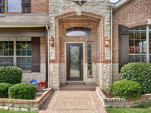 4th image of 1429 Creek Springs Dr