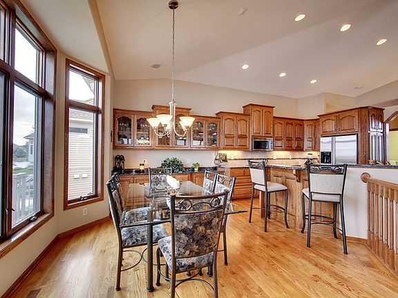 5th image of 11831 Dunkirk Cir NE