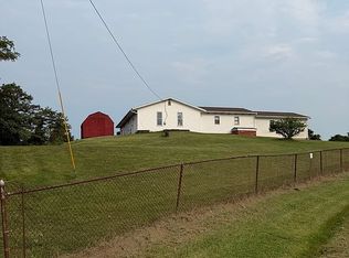 1706 Calder Ridge Rd, Belpre, OH 45714