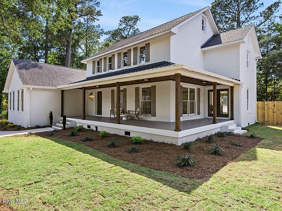 5th image of 5748 Oak Bluff Lane