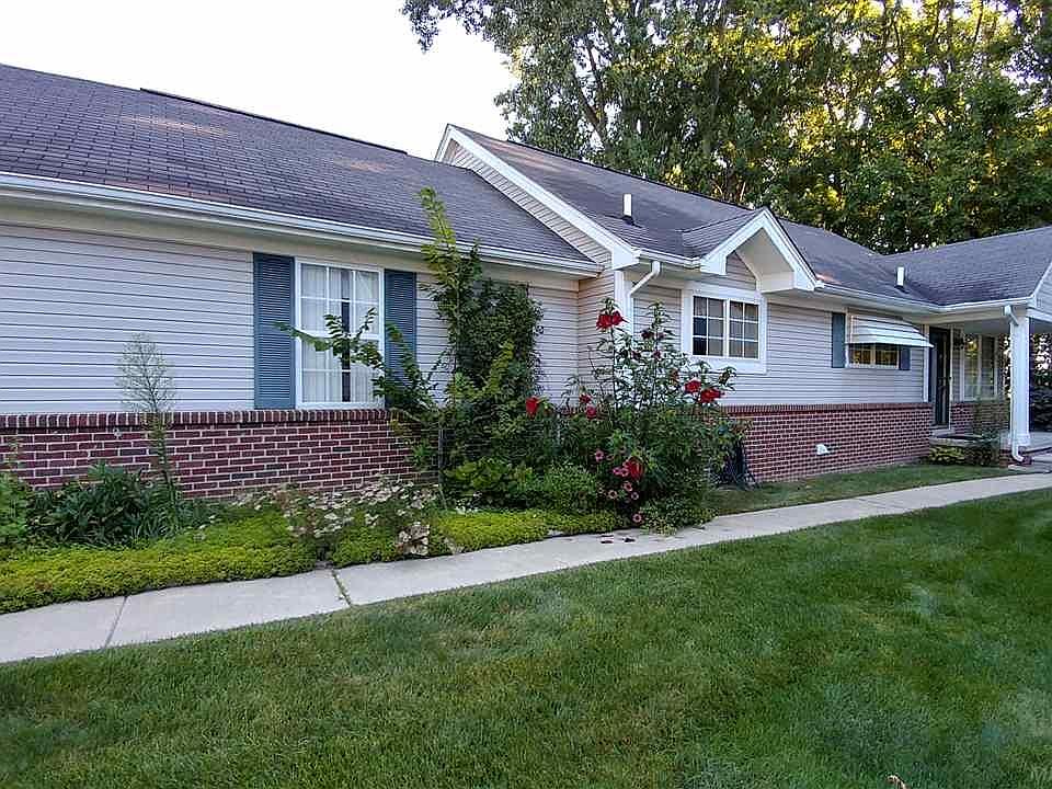 1st image of 31836 Tall Pines Ct