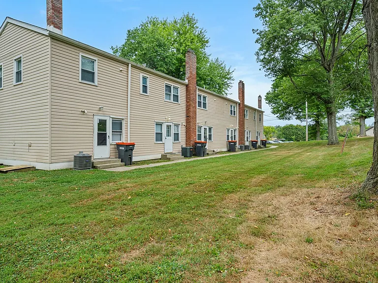 62 Midland Heights Cir #C — Photo 26