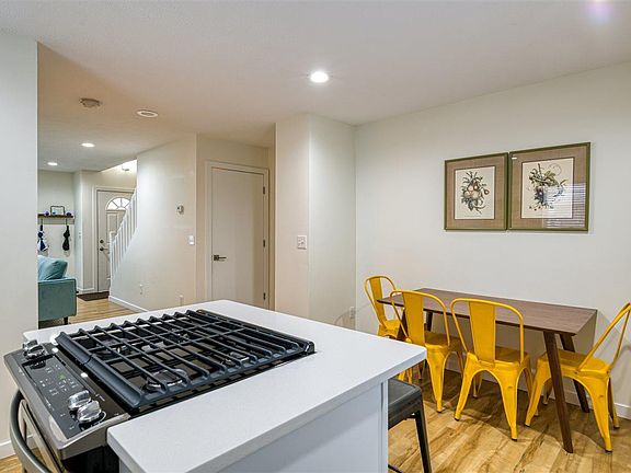 3rd image of 430 W Sixteenth St #B