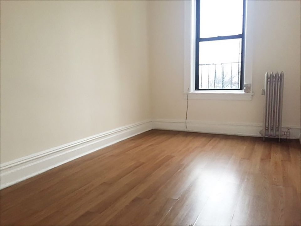 1st image of 2816 Church Ave Ste 1