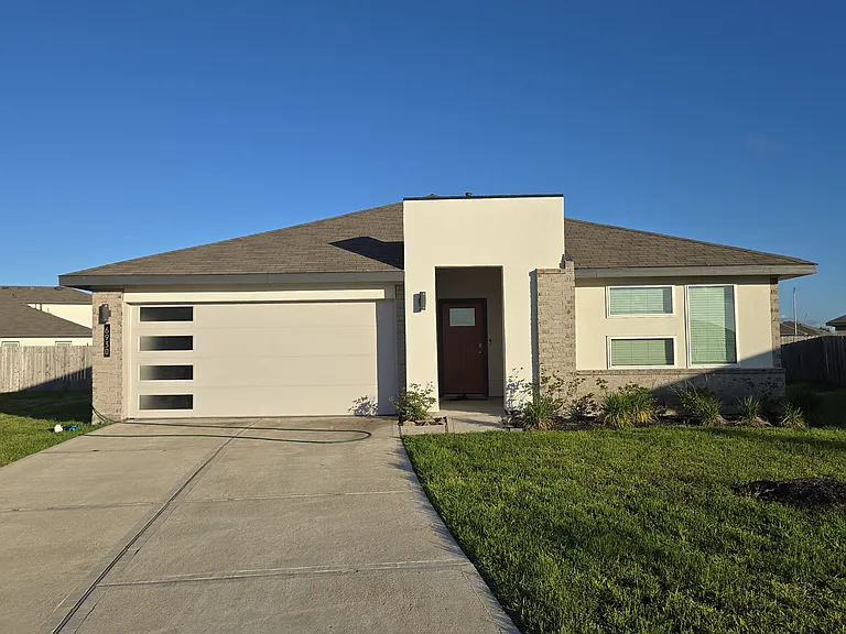 6930 Escobedo Ln — Photo 1