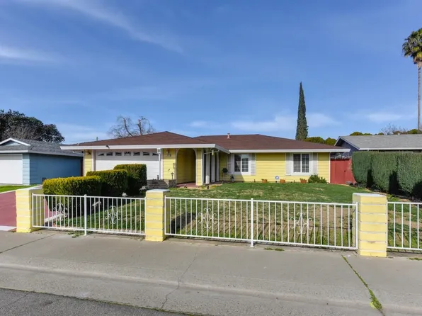 5819 Revelstok Dr, Sacramento, CA 95842
