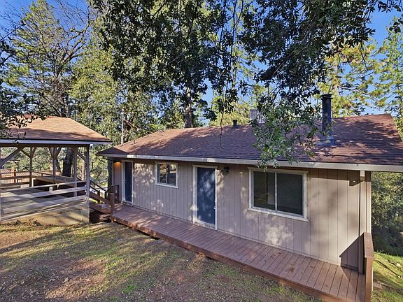 2nd image of 19088 Hillhaven Rd