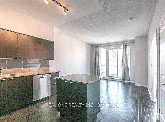 4th image of 35 Hayden St #719