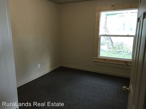 5th image of 321 E Madison Ave APT 2
