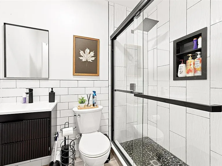554 Observer Hwy #3R — Photo 9
