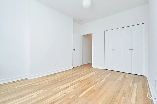 Rented by Keller Williams NYC | media 22