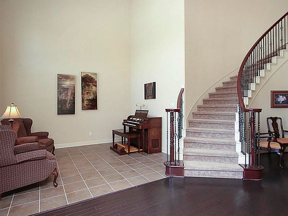 5th image of 5810 Ramblebrook Ln