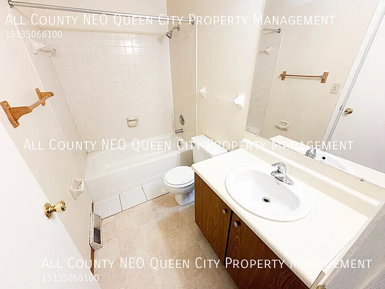 2745 Brookshire Ln — Photo 18