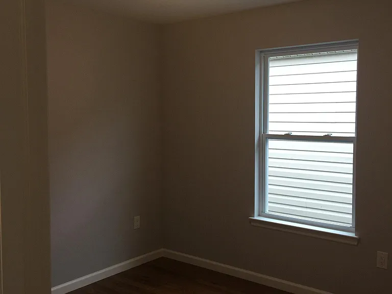 196 Hunterdon St #3 — Photo 8