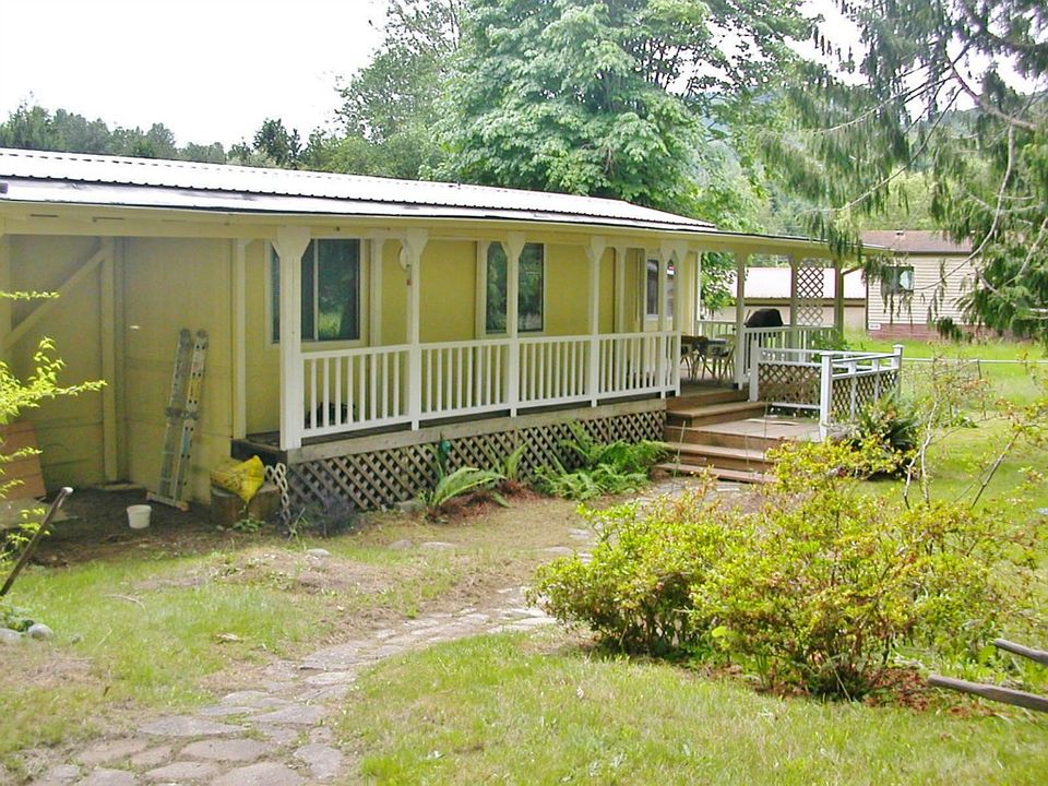 1st image of 110 Palomino Ln
