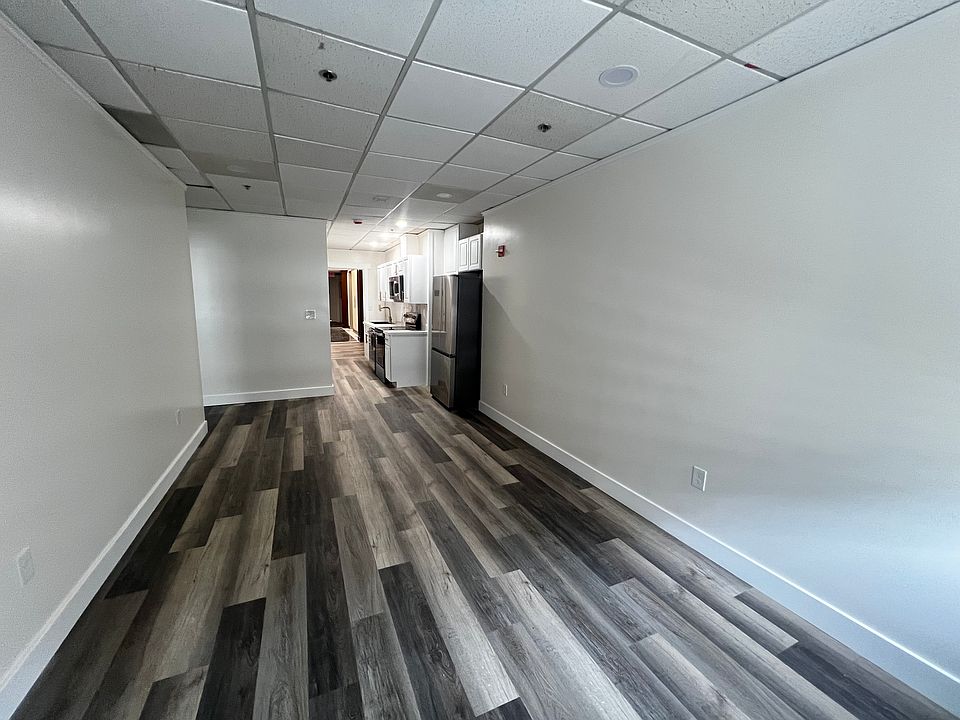 1st image of 1111 14th St NW #702