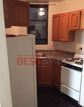 3rd image of 302 E 38th St APT 3A