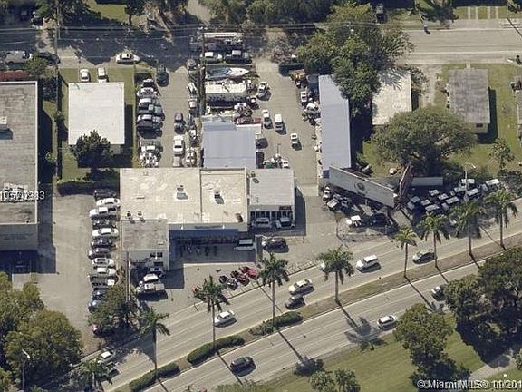 4th image of 3850 S Dixie Hwy