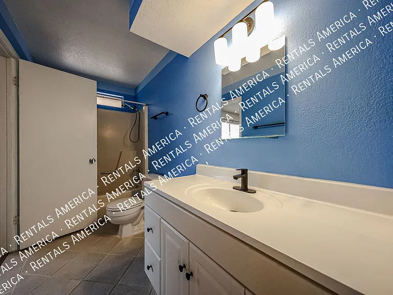 1117 W Auburn Dr — Photo 16