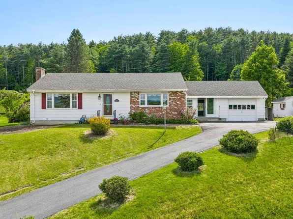 21 Chase Circle, Center Harbor, NH 03226