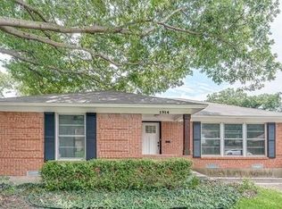 1914 Viewcrest Dr, Dallas, TX 75228