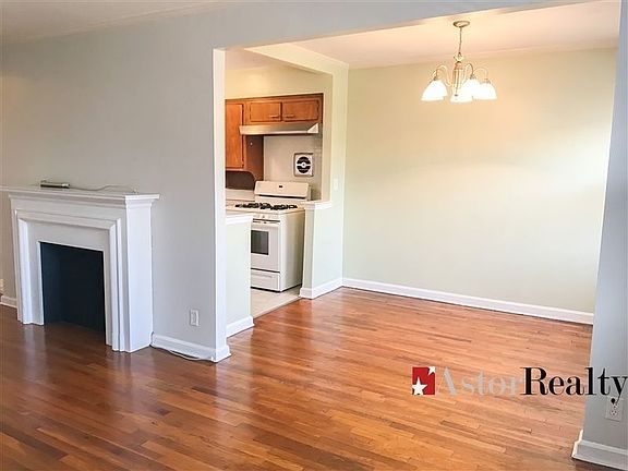 4th image of 3280 34th St #3