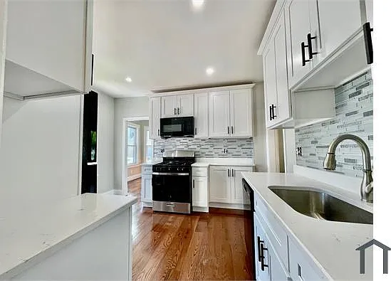 119 Revere St — Photo 5