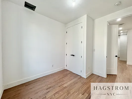 Rented by Hagstrom Management Inc | media 8
