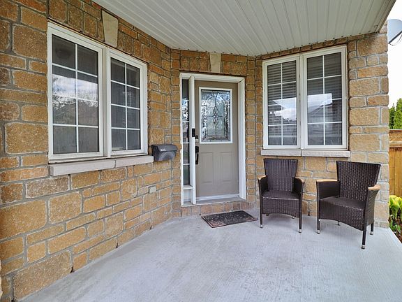 2nd image of 257 Rustic Hills Cres #1