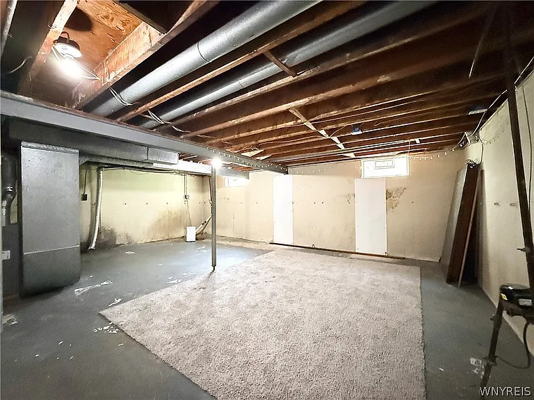 90 E Summerset Ln — Photo 19