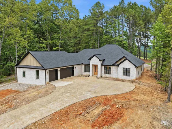 81 Elcano Dr, Hot Springs Village, AR 71909