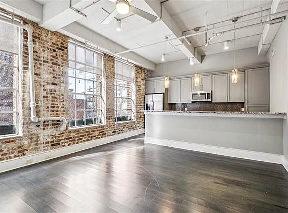 2nd image of 516 Bienville St APT 408