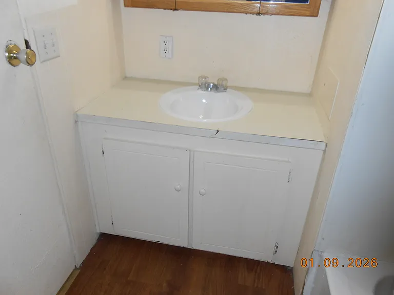 430 N C St #9 — Photo 37
