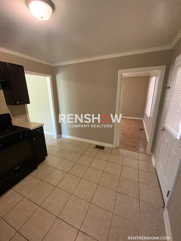 2 bed, 1.0 bath, 1086 sqft, $1,150 — Photo 3
