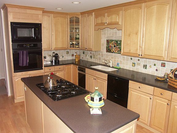 kitchen all new with imported itallian backsplash tile work